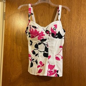 Never worn still has the tags!